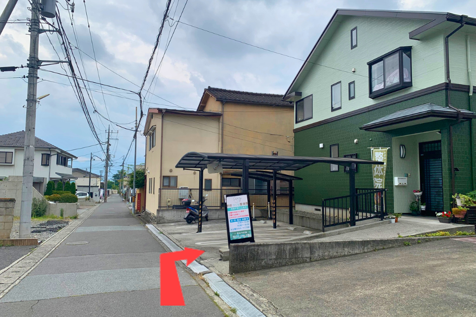 12.右手に看板が見えて到着となります。